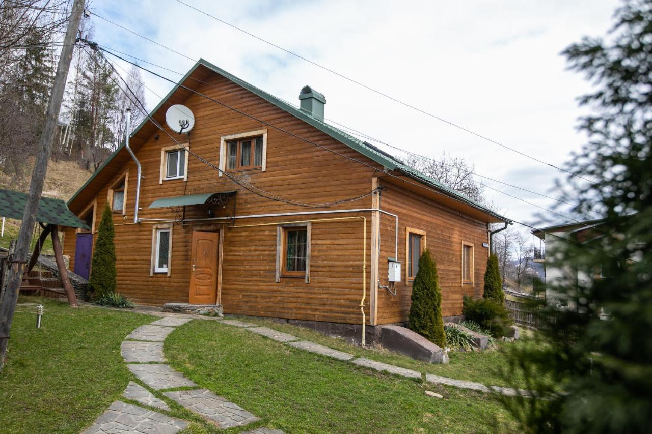 "Анастасія" Yaremtche Extérieur photo