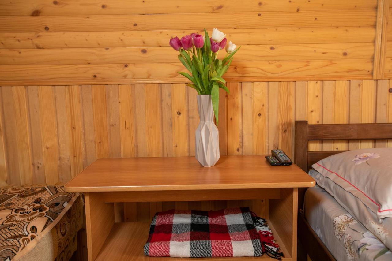 "Анастасія" Yaremtche Extérieur photo