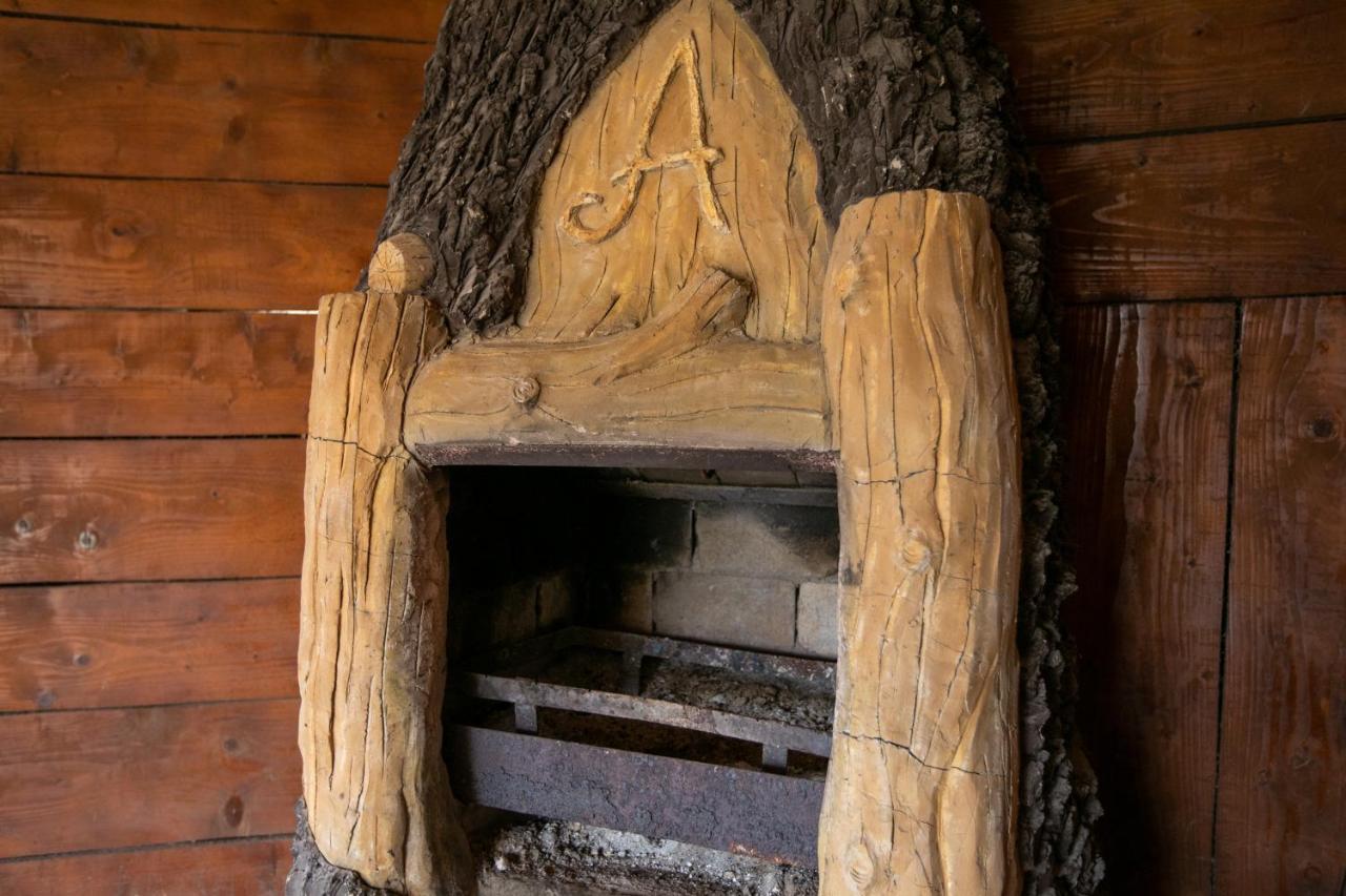 "Анастасія" Yaremtche Extérieur photo