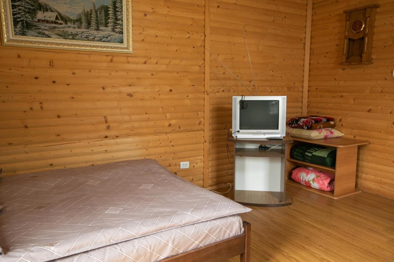 "Анастасія" Yaremtche Extérieur photo
